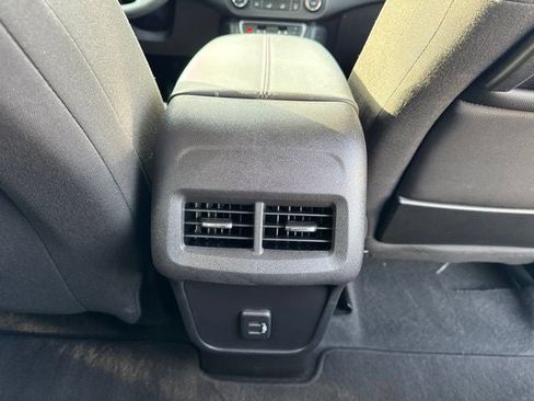 Used 2024 GMC Terrain SLE w/ Elevation Edition FWD image 24