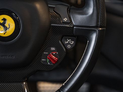 Used 2017 Ferrari California T image 44