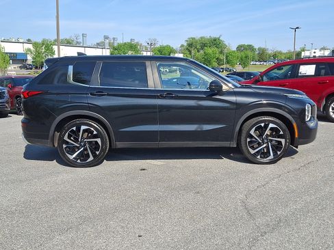 Used 2022 Mitsubishi Outlander SE FWD image 7
