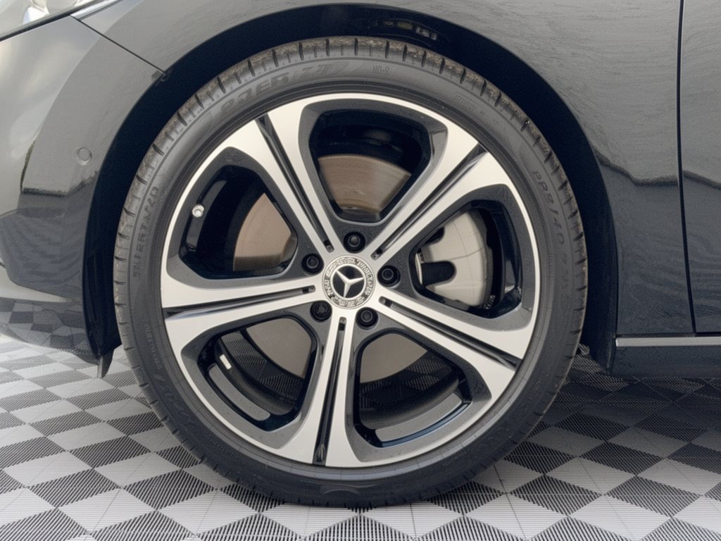 Certified 2026 Mercedes-Benz C 300 4MATIC Sedan image 13