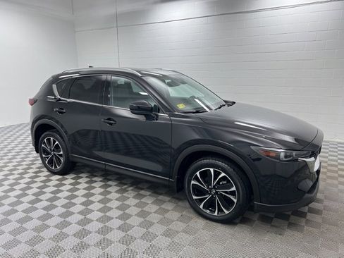 Used 2023 MAZDA CX-5 AWD 2.5 S w/ Premium Plus Pkg image 4