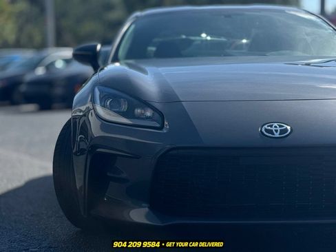 Used 2023 Toyota GR86 Premium RWD image 12