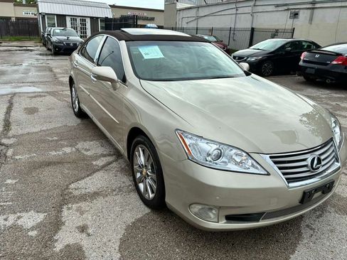 Used 2011 Lexus ES 350 FWD image 2