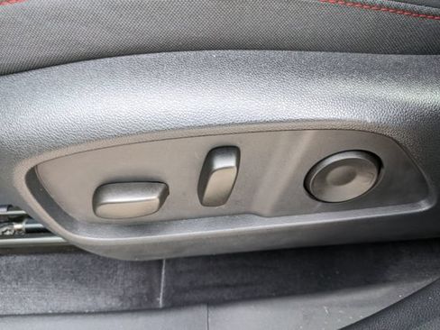 Used 2025 Chevrolet Equinox RS w/ Safety and Technology Package FWD image 20