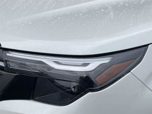 Used 2026 Subaru Forester Premium AWD/4WD image 9