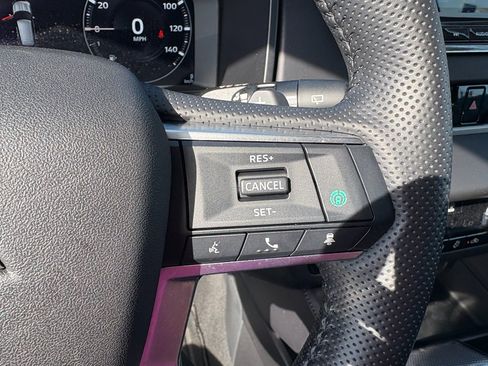 Used 2024 Mitsubishi Outlander SEL image 15