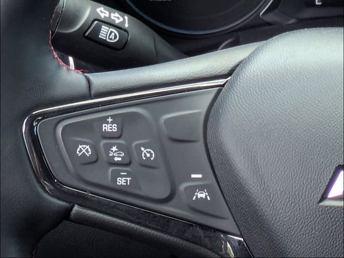 Certified 2023 Chevrolet Equinox RS FWD image 20