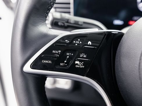 Used 2026 Mercedes-Benz GLS 450 4MATIC image 11