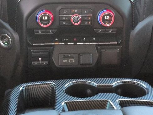 Used 2020 Chevrolet Silverado 1500 LT w/ All-Star Edition AWD/4WD image 19