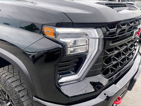 Used 2025 Chevrolet Silverado 2500 ZR2 w/ LPO, Dark Essentials Package AWD/4WD image 37