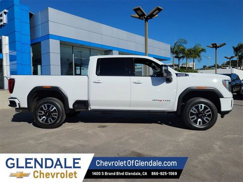 Used 2021 GMC Sierra 2500 AT4 w/ AT4 Premium Plus Package image 11