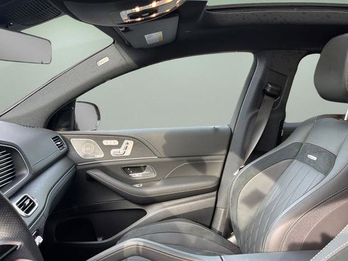 Used 2025 Mercedes-Benz GLE 53 AMG 4MATIC Coupe image 18