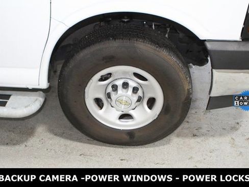 Used 2024 Chevrolet Express 2500 w/ Driver Convenience Package image 6