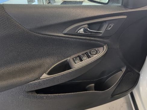 Used 2022 Chevrolet Malibu LT FWD image 13