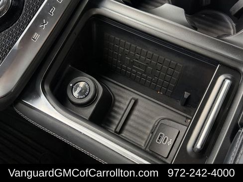Used 2025 Ford Expedition Platinum w/ Stealth Appearance Package AWD/4WD image 24