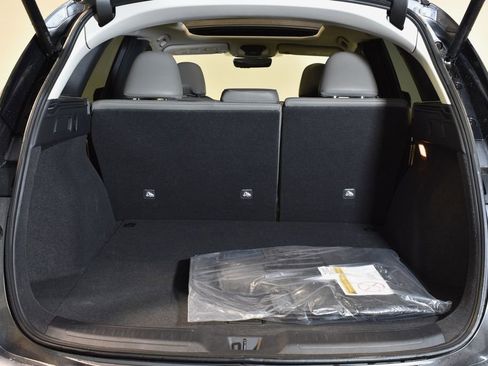 Certified 2025 INFINITI QX50 Luxe image 29