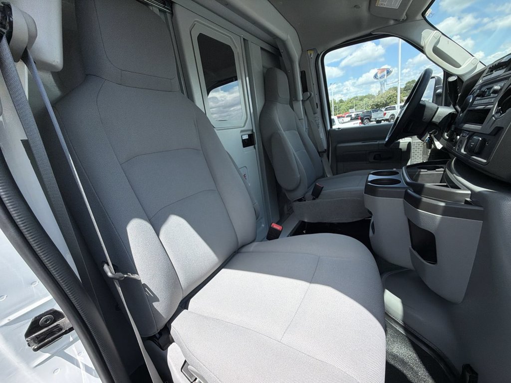 Used 2026 Ford E-350 and Econoline 350 Super Duty w/ Power Equipment Group RWD image 22