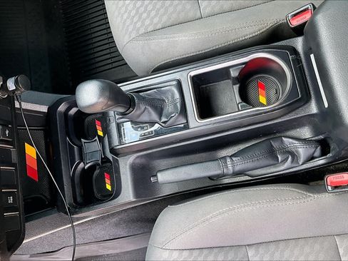 Used 2022 Toyota Tacoma SR w/ SR Convenience Package RWD image 15