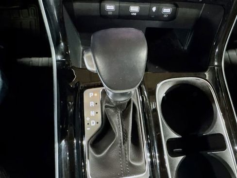 Used 2024 Kia Carnival SX Prestige image 24