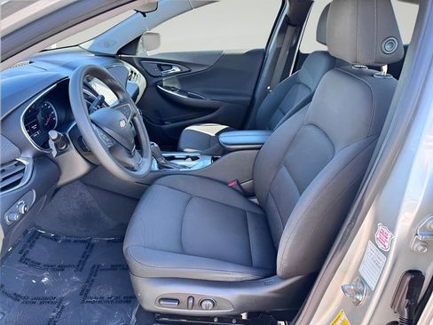 Used 2020 Chevrolet Malibu LT FWD image 22