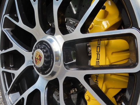 Used 2015 Porsche 911 Turbo S image 4