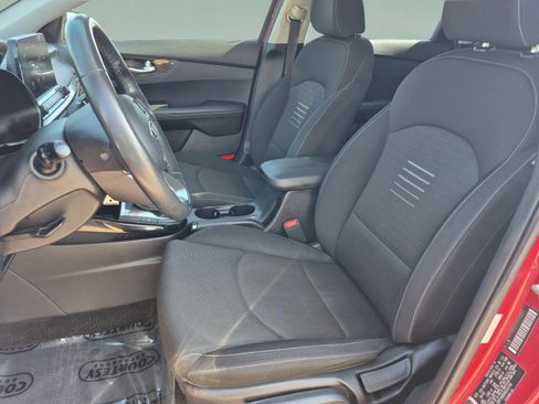 Used 2019 Kia Forte S w/ S Premium Package FWD image 19