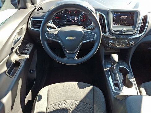 Used 2024 Chevrolet Equinox LT image 11