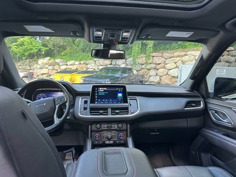 Used 2022 Chevrolet Tahoe RST w/ Luxury Package AWD/4WD image 27