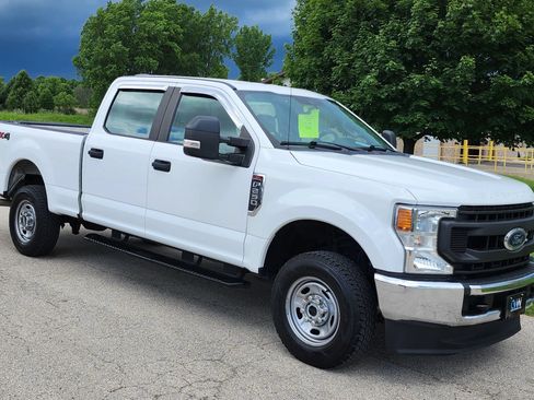Used 2020 Ford F250 XL w/ Power Equipment Group AWD/4WD image 2