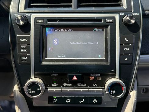 Used 2012 Toyota Camry LE FWD image 22