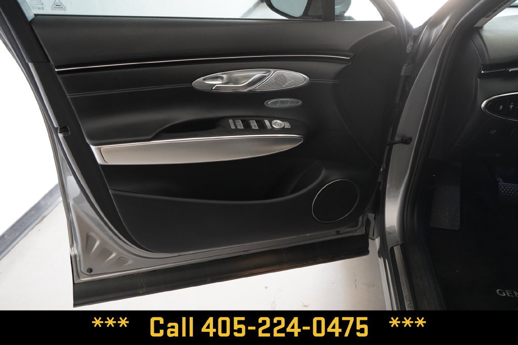 Used 2023 Genesis GV70 2.5T w/ Select Package AWD/4WD image 15