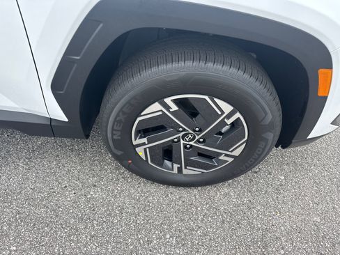 New 2026 Hyundai Tucson Blue SE AWD/4WD image 13