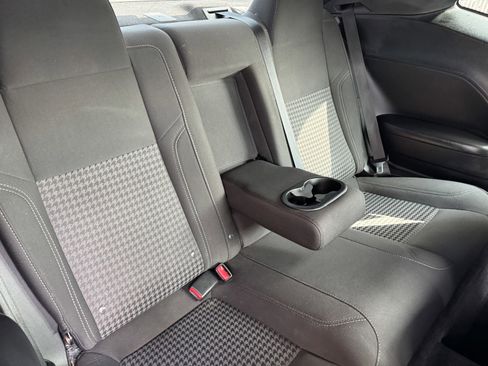 Used 2018 Dodge Challenger SXT w/ Blacktop Package image 7