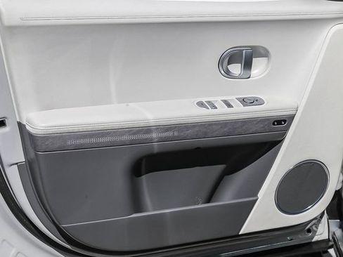 Certified 2024 Hyundai Ioniq 5 Limited RWD image 24