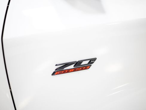 Used 2023 Chevrolet Corvette Z06 w/ Z07 Performance Package RWD image 15