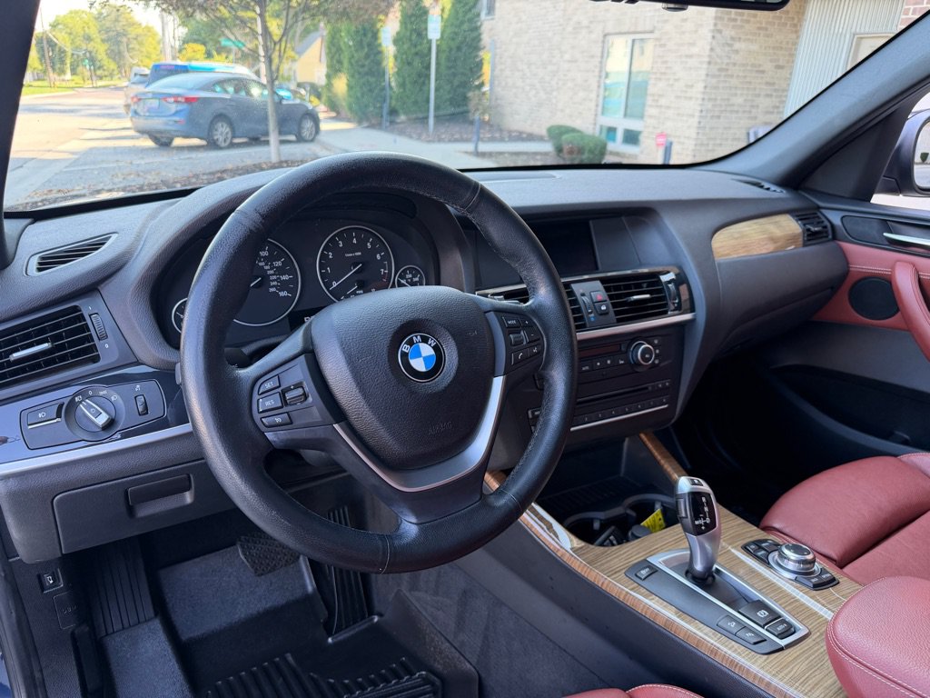 Used 2012 BMW X3 xDrive28i w/ Premium Pkg AWD/4WD image 11