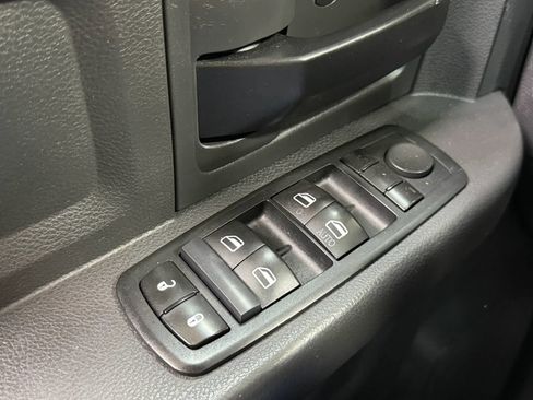 Used 2011 RAM 2500 ST w/ ST Popular Equipment Group AWD/4WD image 22