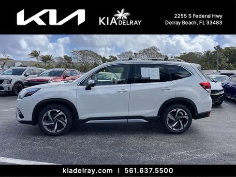 Used 2023 Subaru Forester Touring image 5