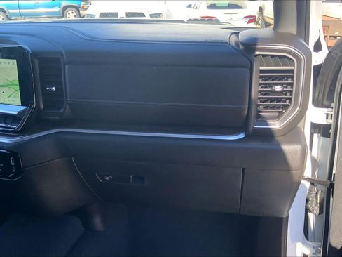 Used 2025 Chevrolet Silverado 2500 LT w/ Convenience Package image 17