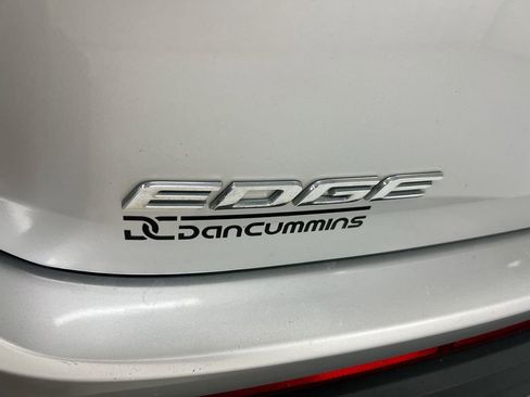 Used 2015 Ford Edge SE FWD image 25