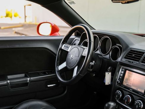 Used 2009 Dodge Challenger SRT8 w/ SRT Option Group II image 15