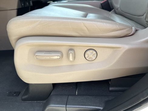Used 2023 Honda Odyssey Touring image 14