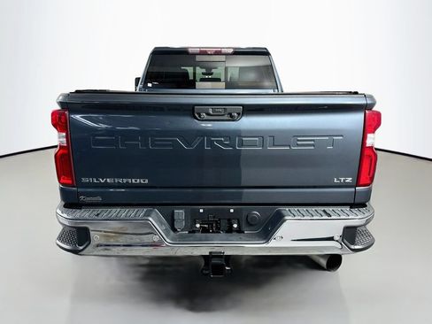 Used 2020 Chevrolet Silverado 2500 LTZ AWD/4WD image 6