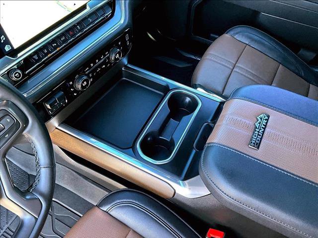 Used 2025 Chevrolet Silverado 2500 High Country w/ High Country Premium Package AWD/4WD image 14