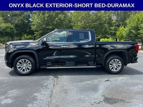 Used 2025 GMC Sierra 1500 Denali w/ Technology Package AWD/4WD image 12