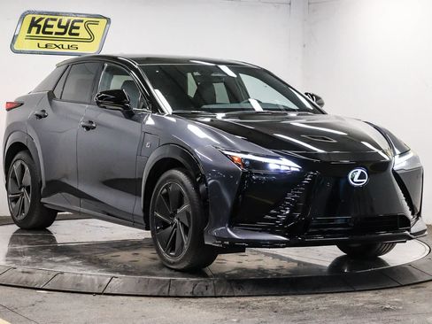 Used 2026 Lexus RZ 450e AWD w/ Luxury Package image 5