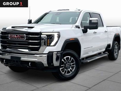 Used 2025 GMC Sierra 2500 SLT w/ SLT Premium Package