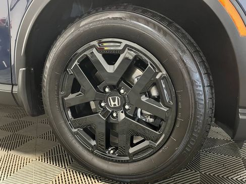 Used 2024 Honda CR-V EX-L image 3