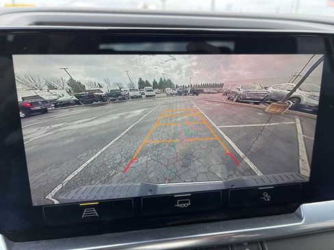 Used 2024 Chevrolet Silverado 2500 LTZ image 17