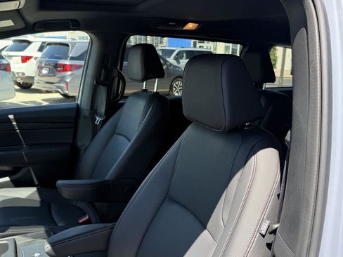 Certified 2026 Honda Odyssey Sport-L image 14